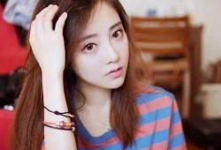 吃瓜陈建鹏网红视频,揭秘网红背后的故事与争议