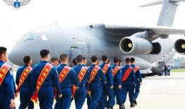 空军爆料学生开学视频,学生开学震撼瞬间，视频曝光校园新风貌