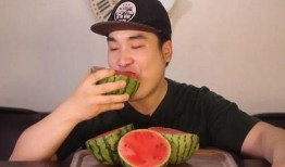 网红刘雅婧吃瓜是真的吗,真相还是炒作？
