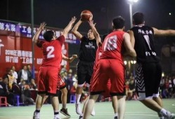 网红篮球场吃瓜事件真相,真相背后引人深思