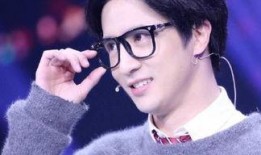 朋友爆料薛之谦视频大全,揭秘歌手背后的故事与精彩瞬间