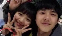 姐弟恋网红情侣吃瓜,甜蜜互动引网友热议